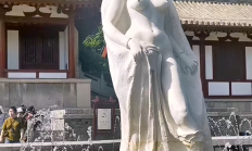 西安华清池贵妃裸体出浴雕像引争议 工作人员：已安放35年