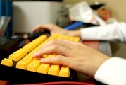 谁说男人消费力不如狗！电子垃圾三件套捞了中国男人几百亿：你中招没