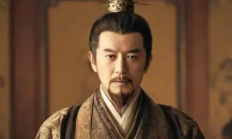 程昱施离间计，坐观袁氏阋墙收渔翁之利