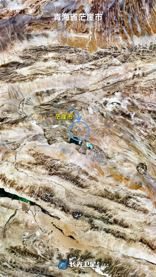 卫星看中国最孤独的城市:方圆200公里就它自己