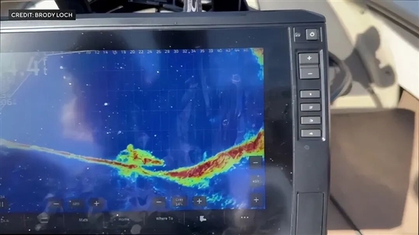 “钓鱼佬”钓到一辆车里面还有人 意外侦破58年失踪悬案