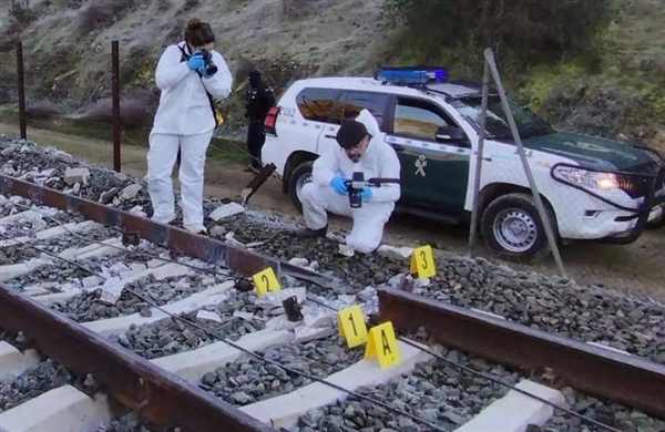 一波未平一波又起 西班牙再发生两起列车脱轨事件